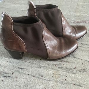 KANNA Women's Brown Leather Mixed Ankle Boot, Size EU 40 (US 9.5-10)